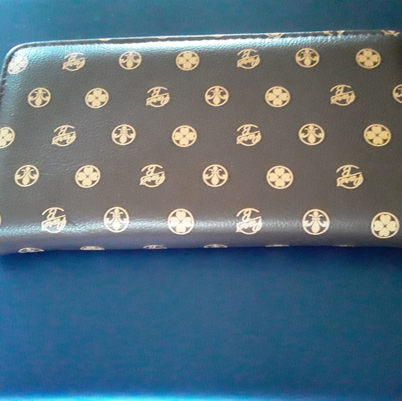 Wallet - Picture 3 of 3